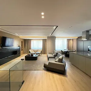Luxury Lake View Duplex With Indoor Fireplace , شكودر ألبانيا