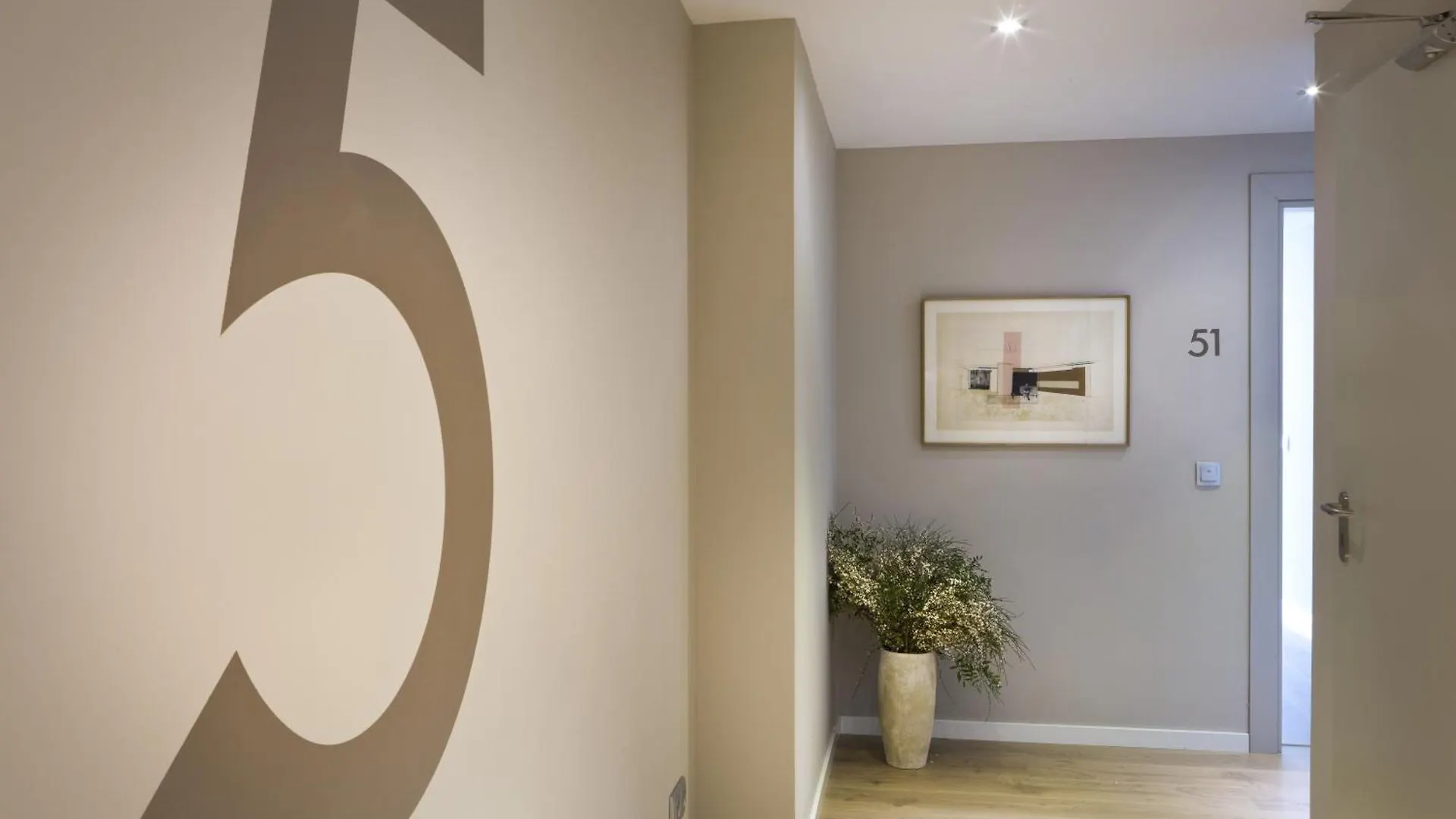 Rambla 102 Apartment Barcelona
